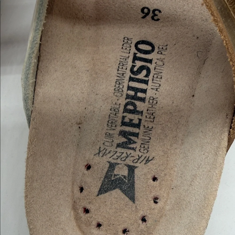 Mephisto Kids Double-Buckle Sandals‎ in Cream and Gold 36/6 US size